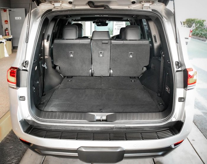 2022 Toyota Landcruiser VX