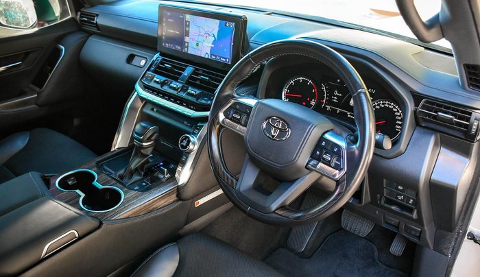 2022 Toyota Landcruiser VX