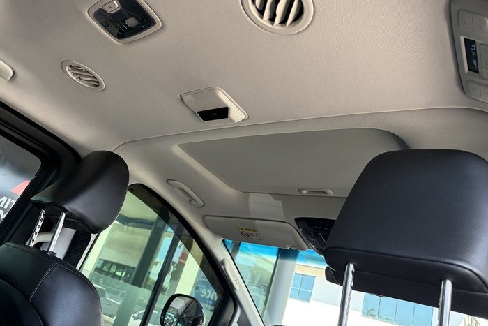 2021 Hyundai STARIA Highlander