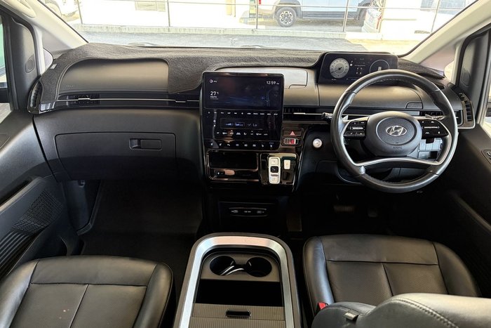 2021 Hyundai STARIA Highlander