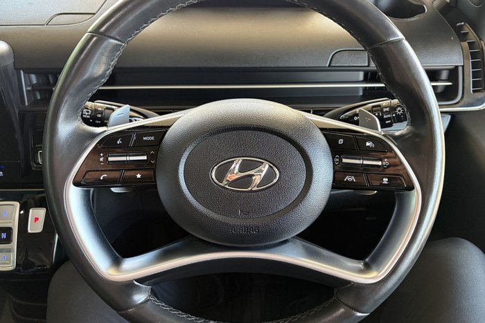 2021 Hyundai STARIA Highlander