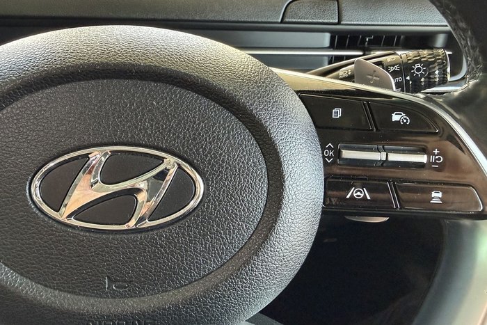 2021 Hyundai STARIA Highlander