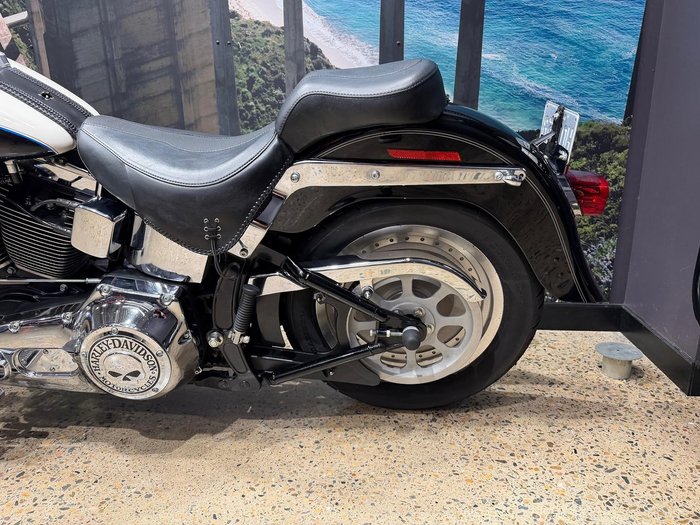 2005 Harley-Davidson Fat Boy 88 EFI (FLSTFI) Softail Black