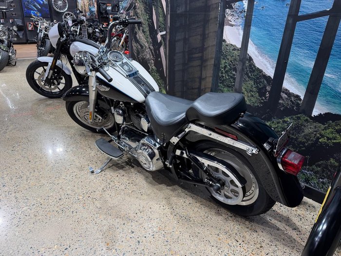 2005 Harley-Davidson Fat Boy 88 EFI (FLSTFI) Softail Black