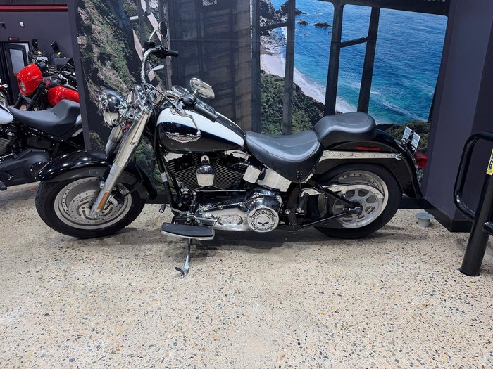 2005 Harley-Davidson Fat Boy 88 EFI (FLSTFI) Softail Black