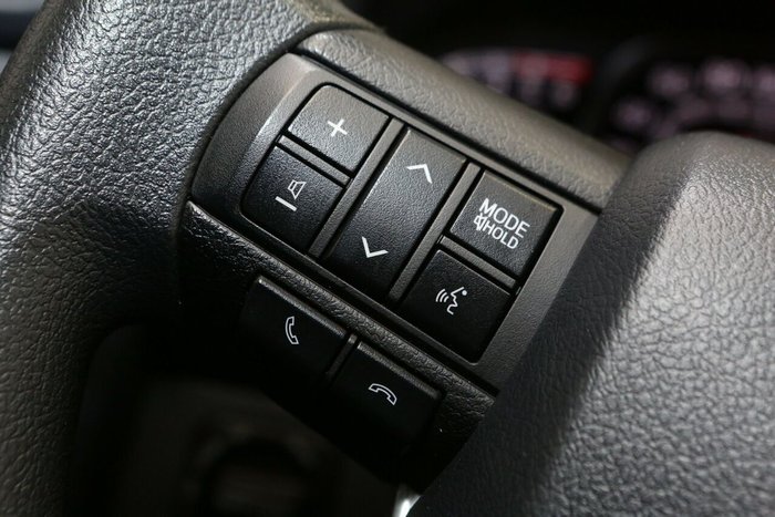 2023 Toyota Landcruiser GXL