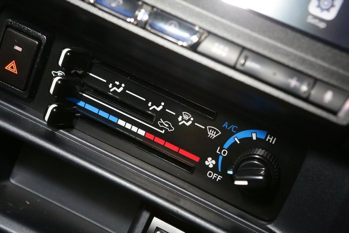 2023 Toyota Landcruiser GXL