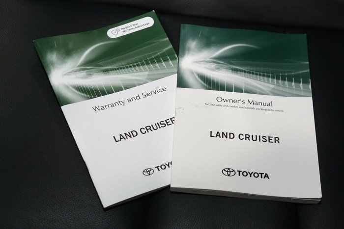 2023 Toyota Landcruiser GXL