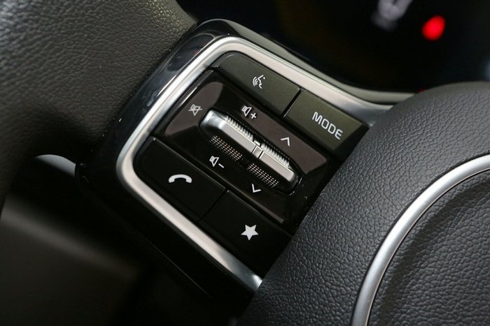 2025 Kia Carnival S