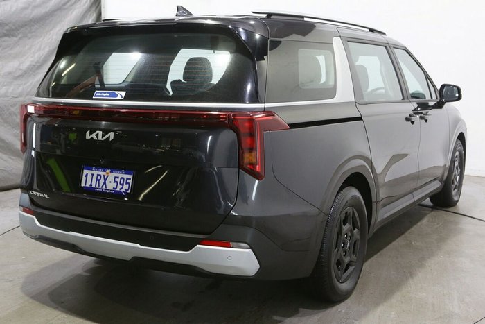 2025 Kia Carnival S