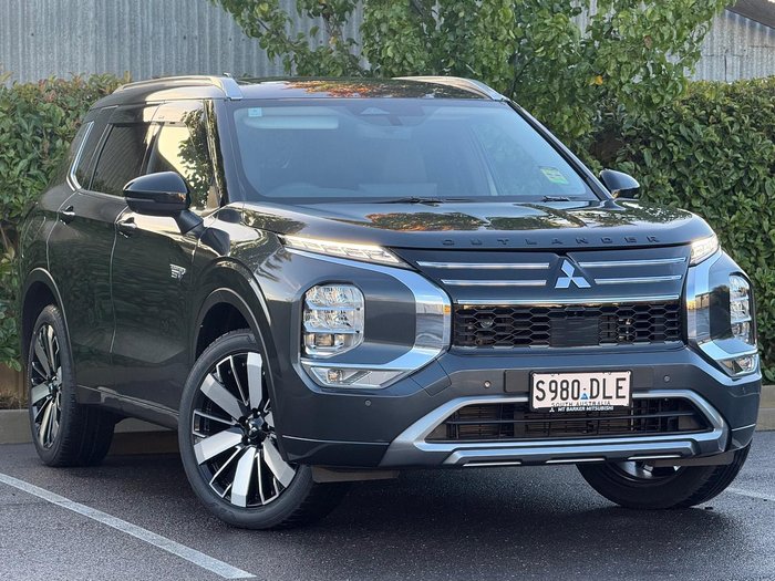 2025 Mitsubishi Outlander