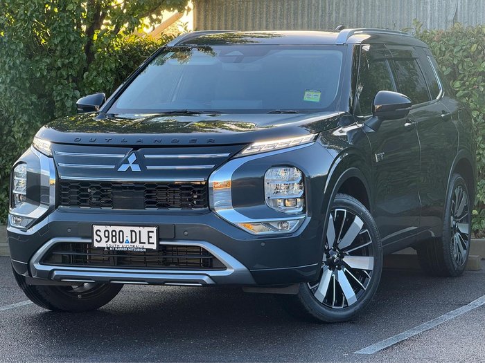 2025 Mitsubishi Outlander PHEV Exceed