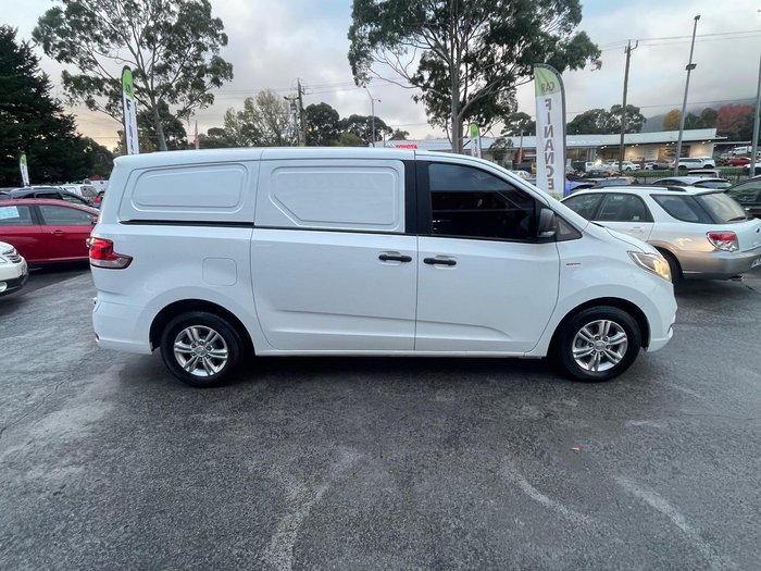 2025 LDV G10