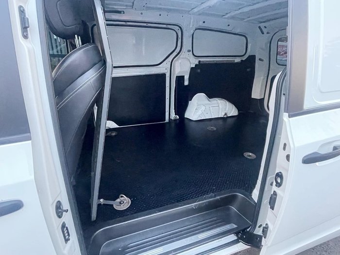 2025 LDV G10