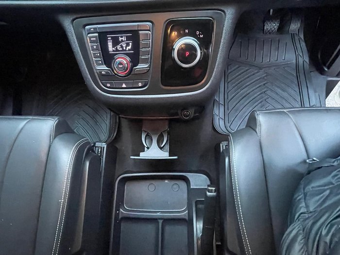 2025 LDV G10