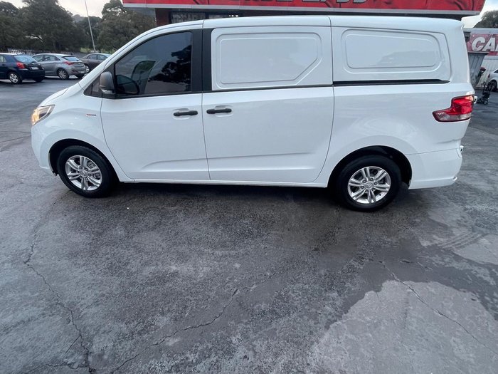2025 LDV G10