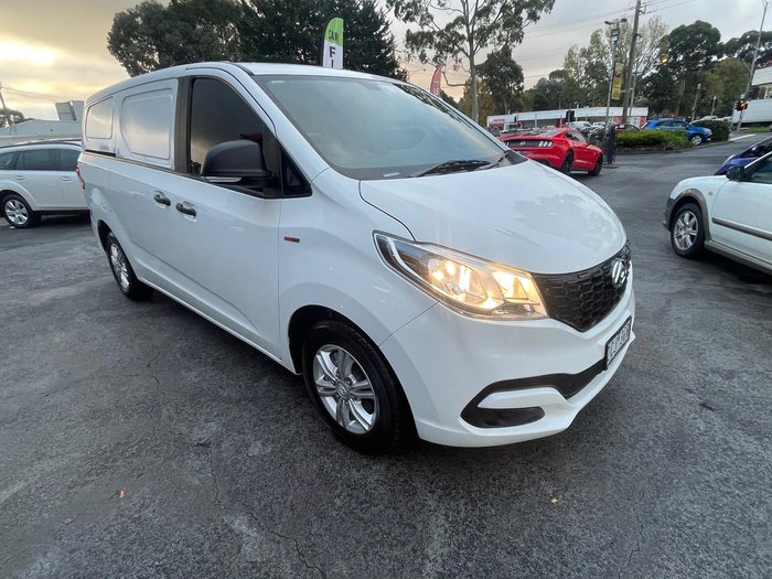 2025 LDV G10