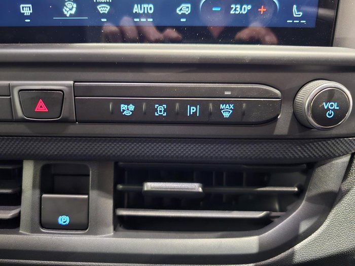 2025 Ford Transit Custom Trail LWB