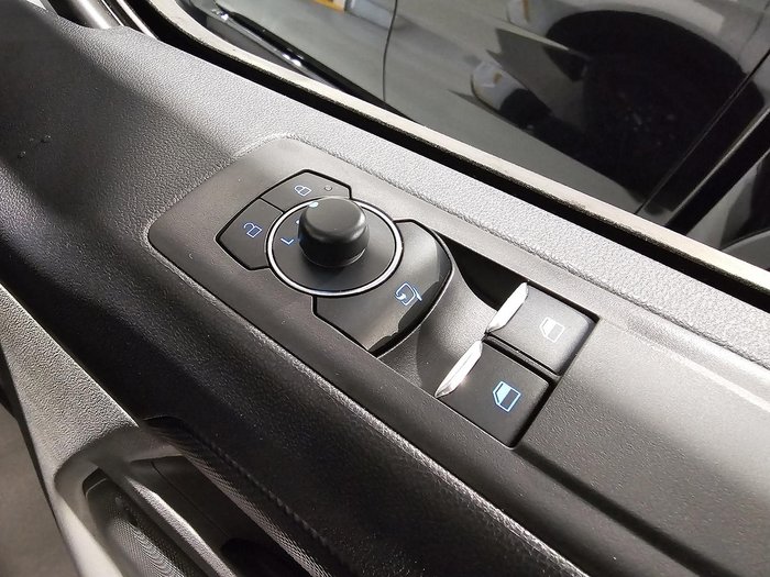 2025 Ford Transit Custom Trail LWB