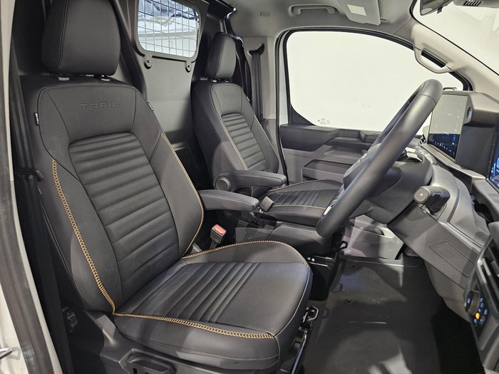 2025 Ford Transit Custom Trail LWB