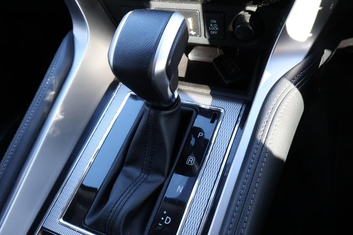 2020 Mitsubishi Pajero Sport GLS