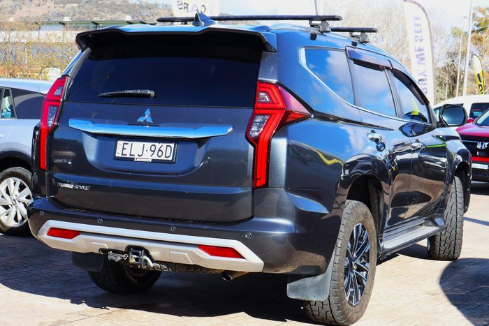 2020 Mitsubishi Pajero Sport GLS