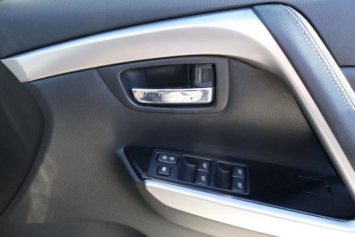 2020 Mitsubishi Pajero Sport GLS