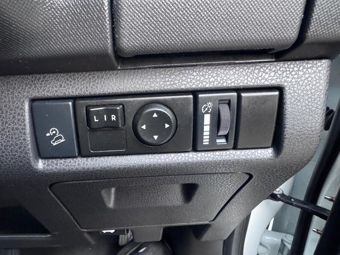 2018 Isuzu D-MAX SX MY18 4x2 Splash White