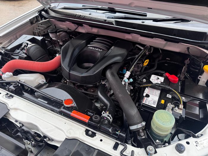 2018 Isuzu D-MAX SX MY18 4x2 Splash White
