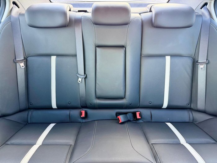 2015 Holden Calais V