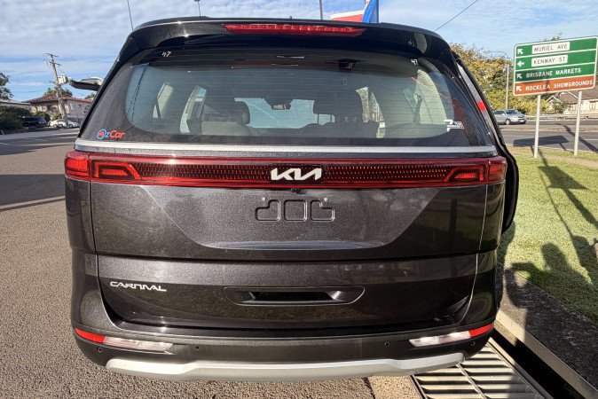 2023 KIA CARNIVAL S