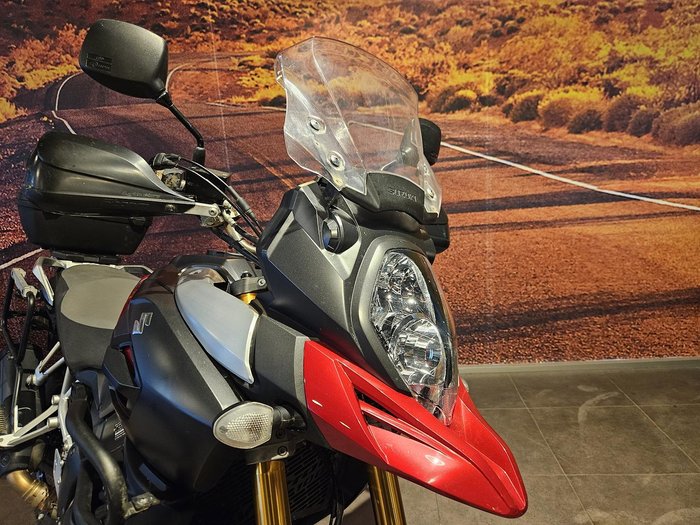2016 Suzuki V-Strom 1000 ABS (DL1000A) V-Strom Red