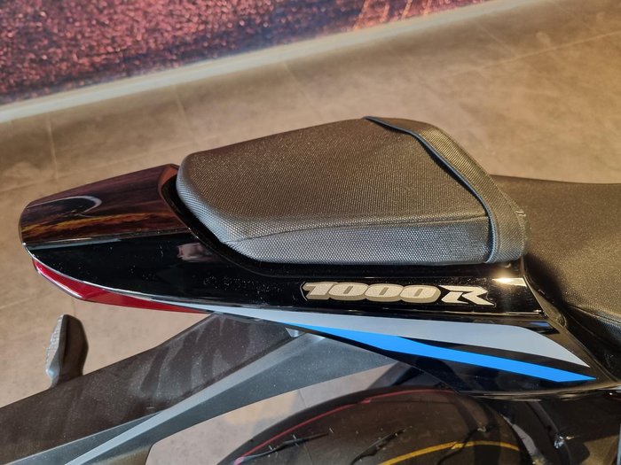 2025 Suzuki GSX-R1000 ABS GSX-R Silver