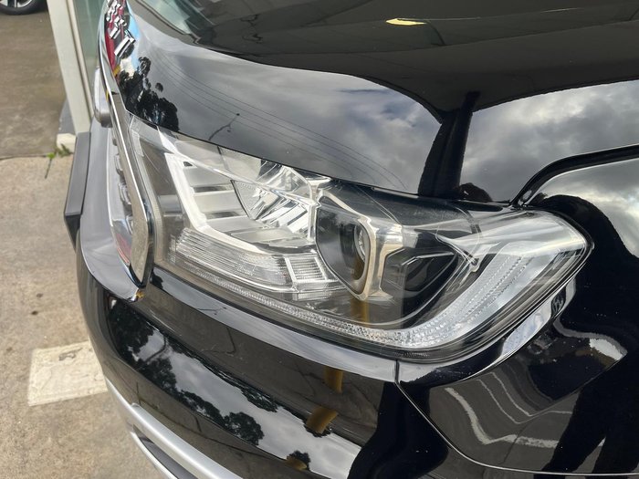 2022 Ford Everest Titanium