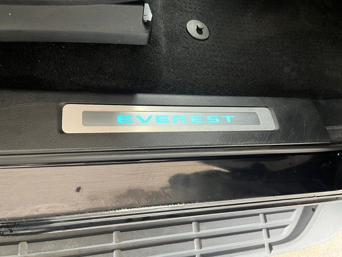 2022 Ford Everest Titanium