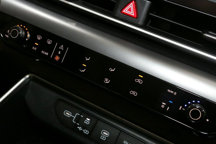 2025 Kia Carnival S
