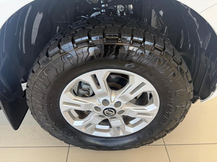 2021 Nissan Navara ST
