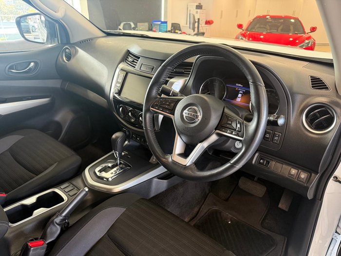 2021 Nissan Navara ST