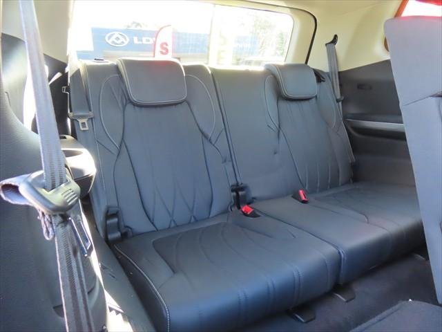 2025 LDV D90 Executive