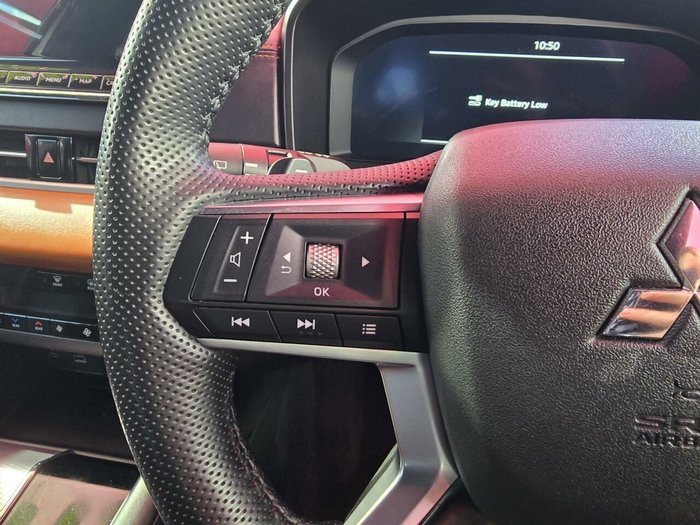 2023 Mitsubishi Outlander Exceed Tourer