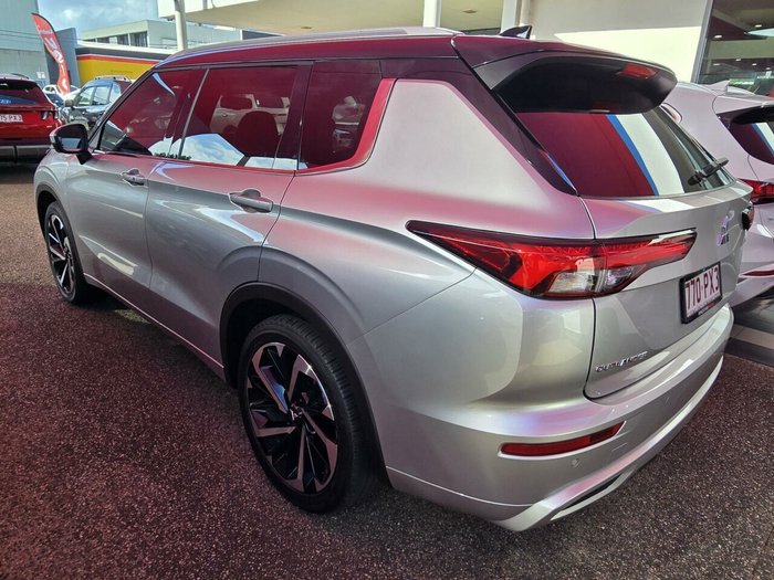 2023 Mitsubishi Outlander Exceed Tourer