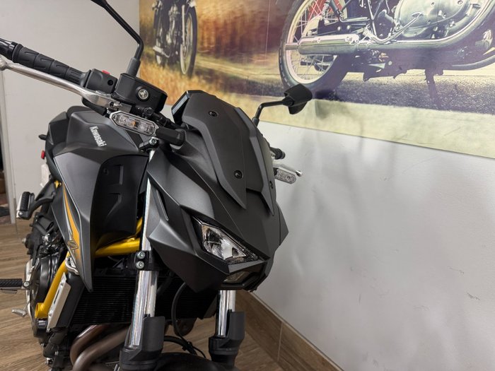2026 Kawasaki Z 650 S ER650WTFNW GREY/BLACK