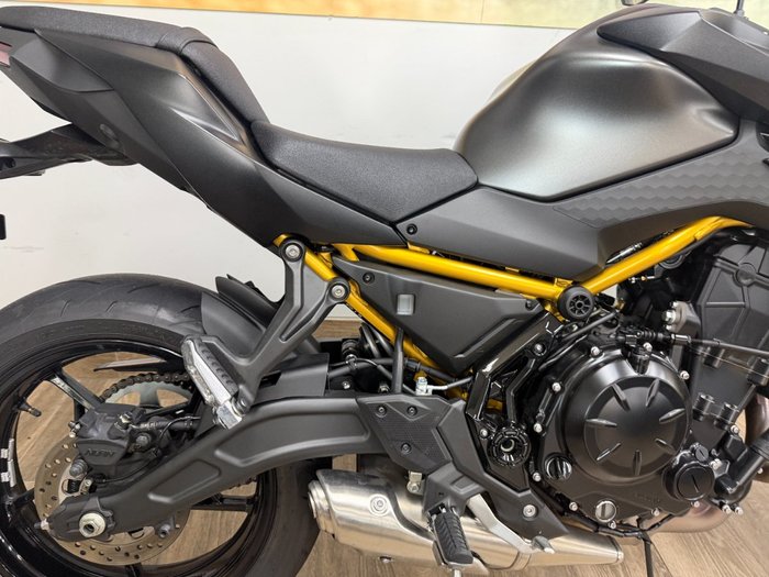 2026 Kawasaki Z 650 S ER650WTFNW GREY/BLACK