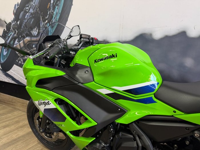 2026 Kawasaki NINJA 650 LIME GREEN