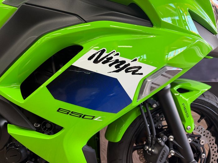 2026 Kawasaki NINJA 650 LIME GREEN