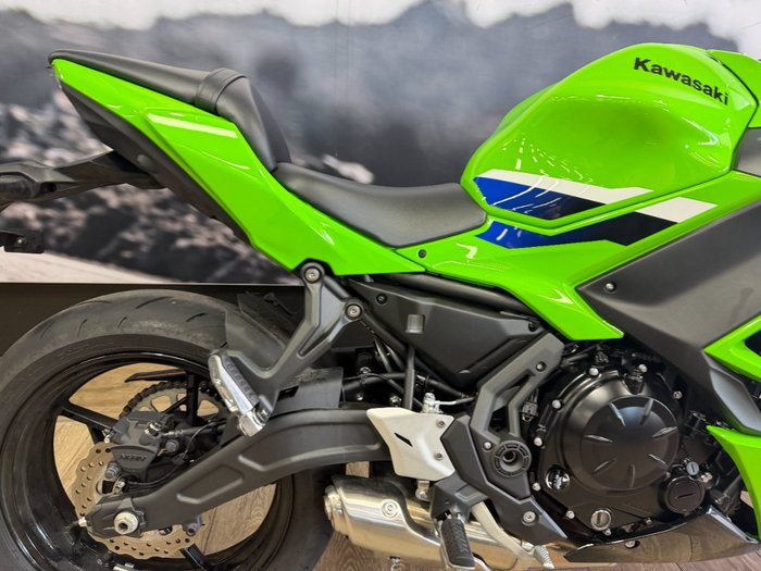 2026 Kawasaki NINJA 650 LIME GREEN