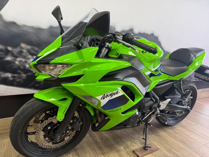 2026 Kawasaki NINJA 650 LIME GREEN