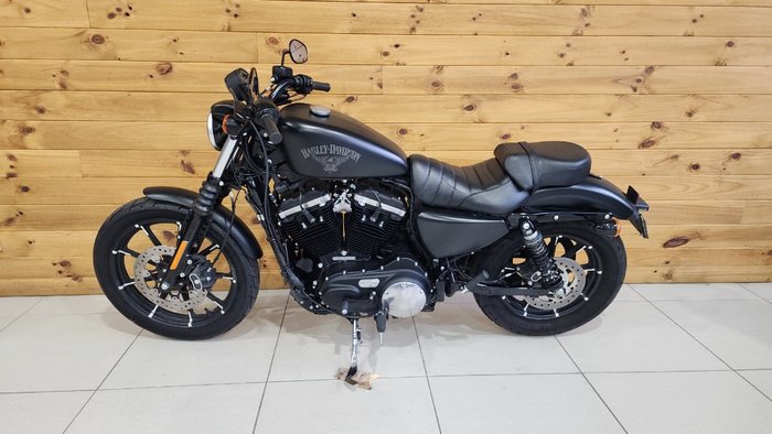 2017 HARLEY-DAVIDSON XL883 IRON 883