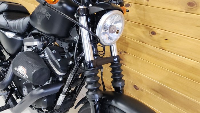 2017 HARLEY-DAVIDSON XL883 IRON 883