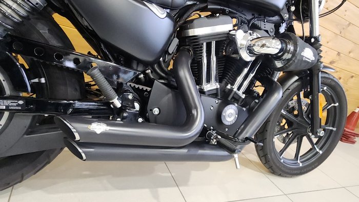 2017 HARLEY-DAVIDSON XL883 IRON 883